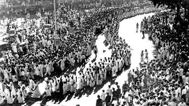 1942